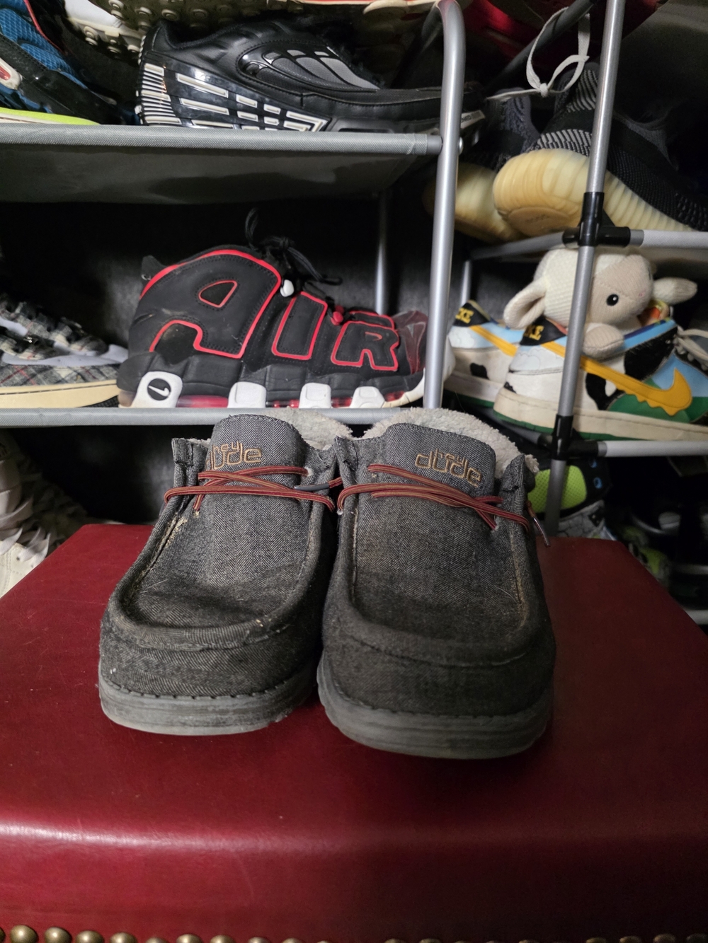 🔥 Hey Dude Men's Gray Slip-On Loafers with Red Accents Fur Size 11 - Picture 3 of 9